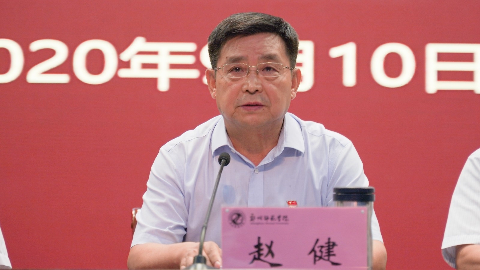 63b3f95b9a27d00b0fd3bcf13ff9f26.jpg 63b3f95b9a27d00b0fd3bcf13ff9f26.jpg