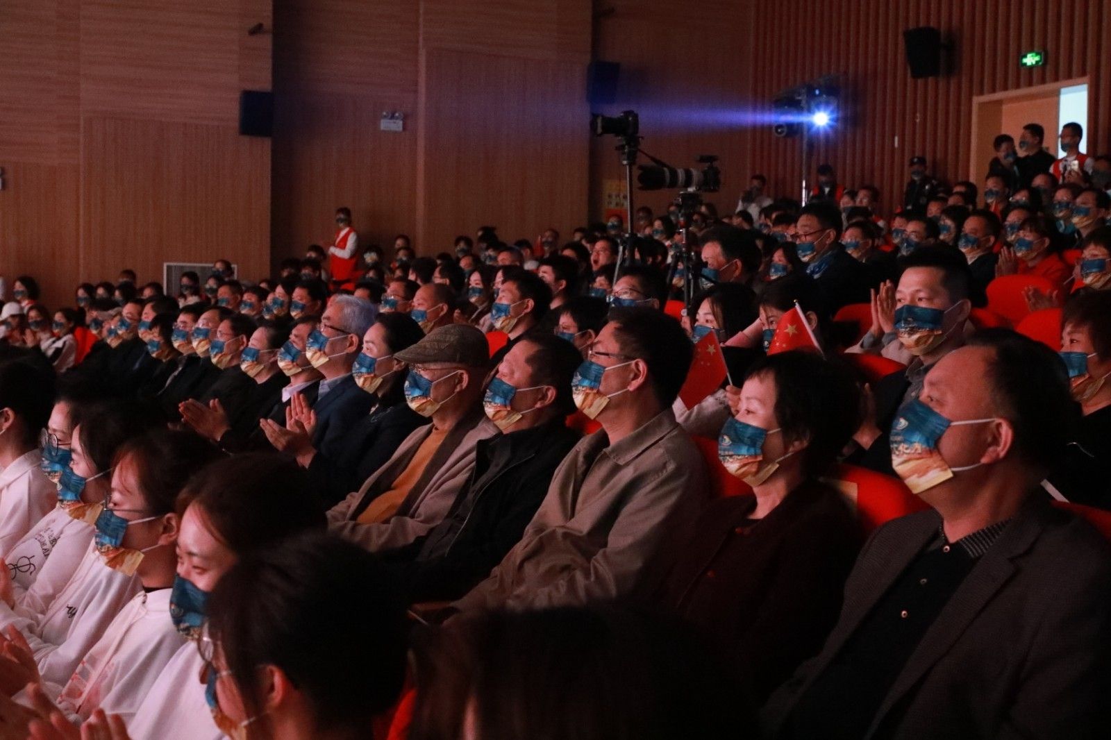 04(12).JPG 04(12).JPG