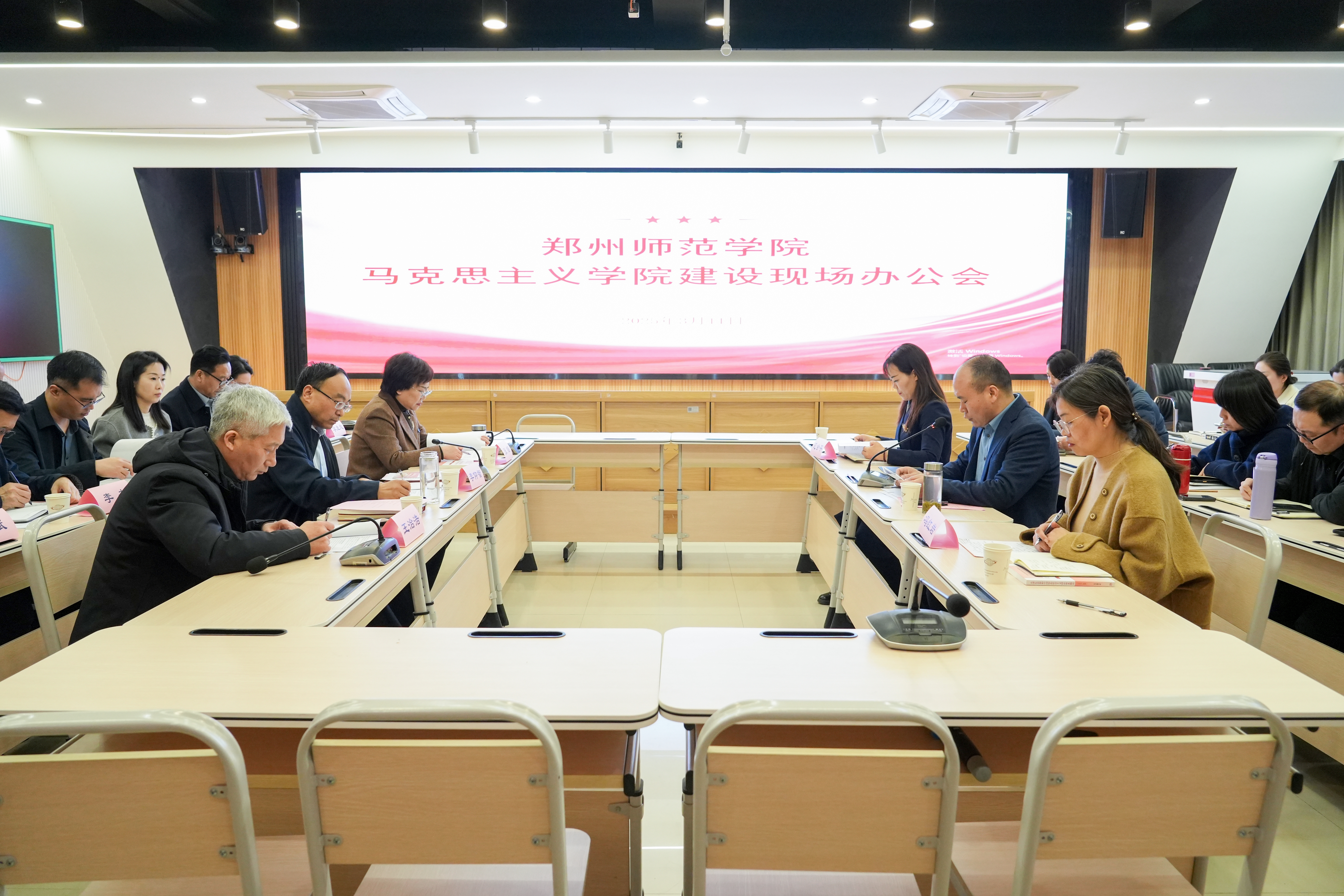 a11c4256d68afcbaaefaae3955cb085.jpg a11c4256d68afcbaaefaae3955cb085.jpg