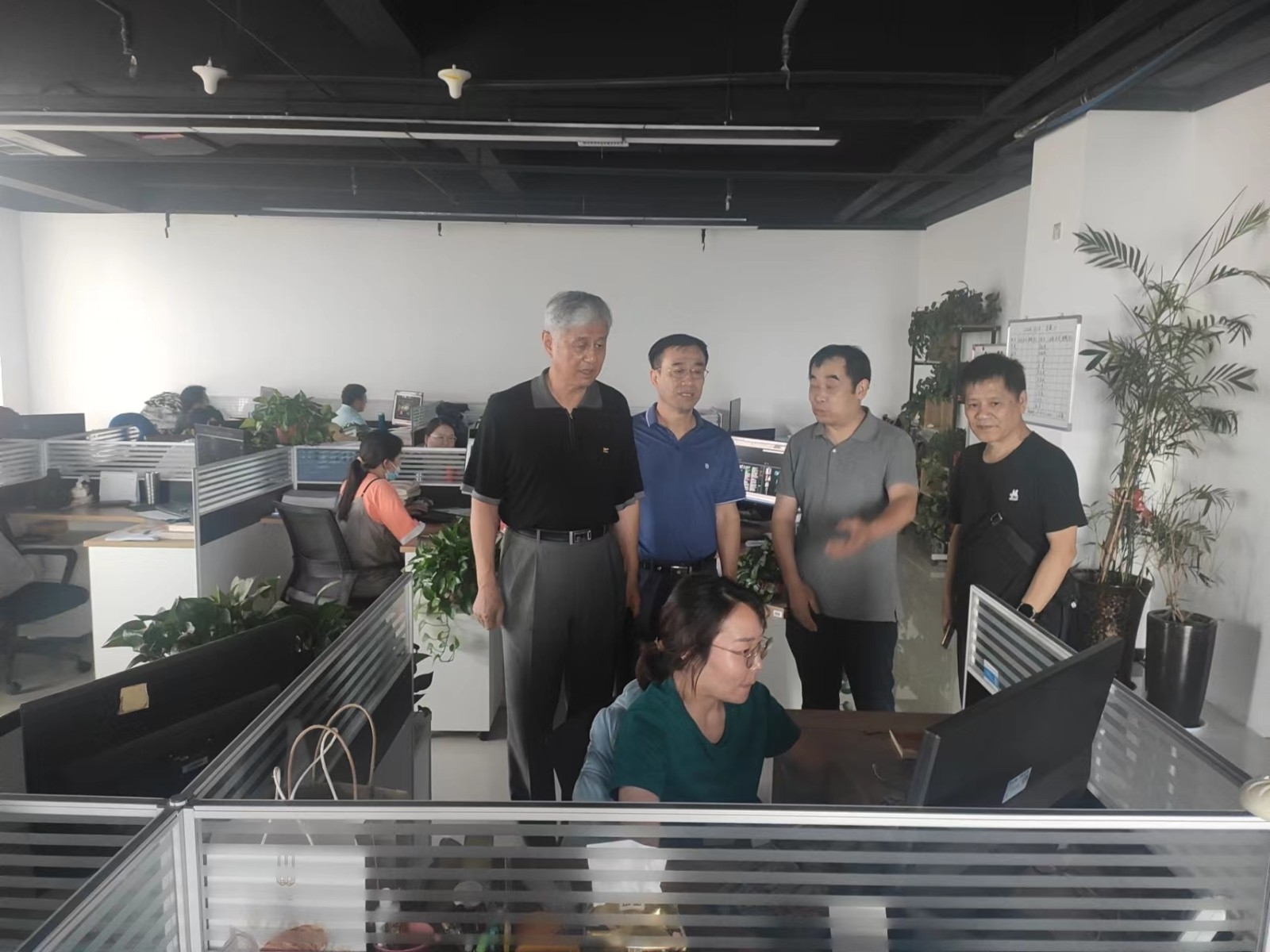 第三张.jpg 第三张.jpg