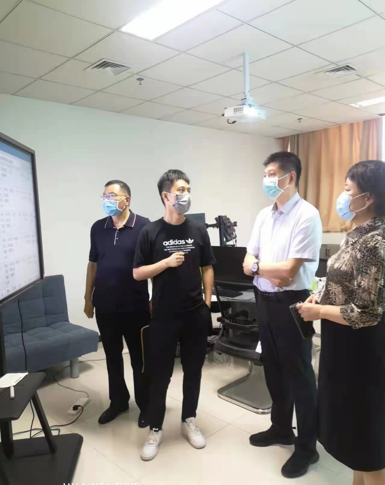 微信图片_20220727164030.jpg 微信图片_20220727164030.jpg