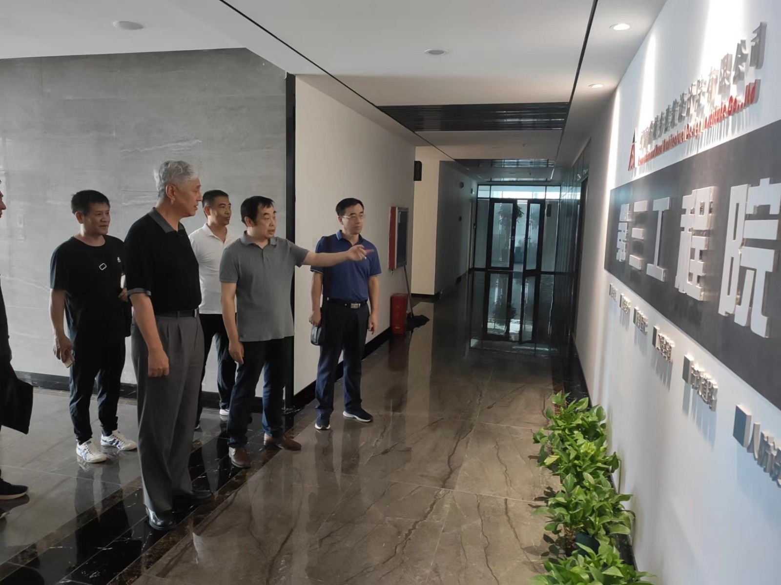 第二张.jpg 第二张.jpg