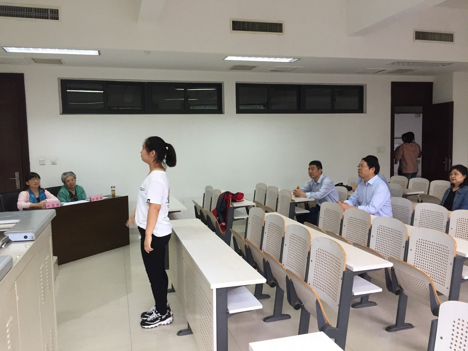 现场2.jpg 现场2.jpg