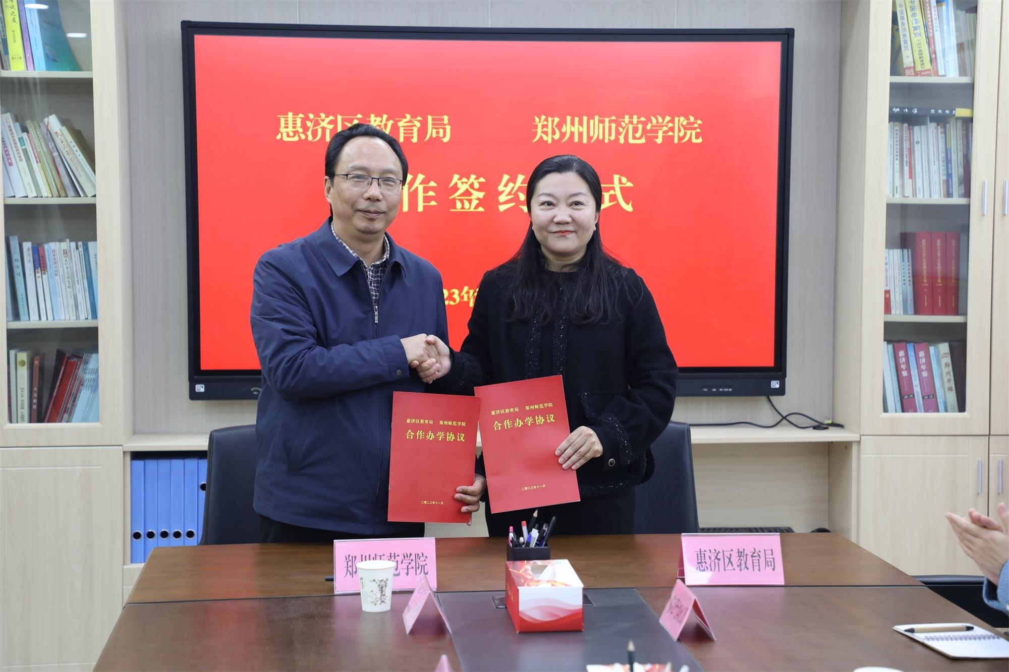 333331).jpg 333331).jpg