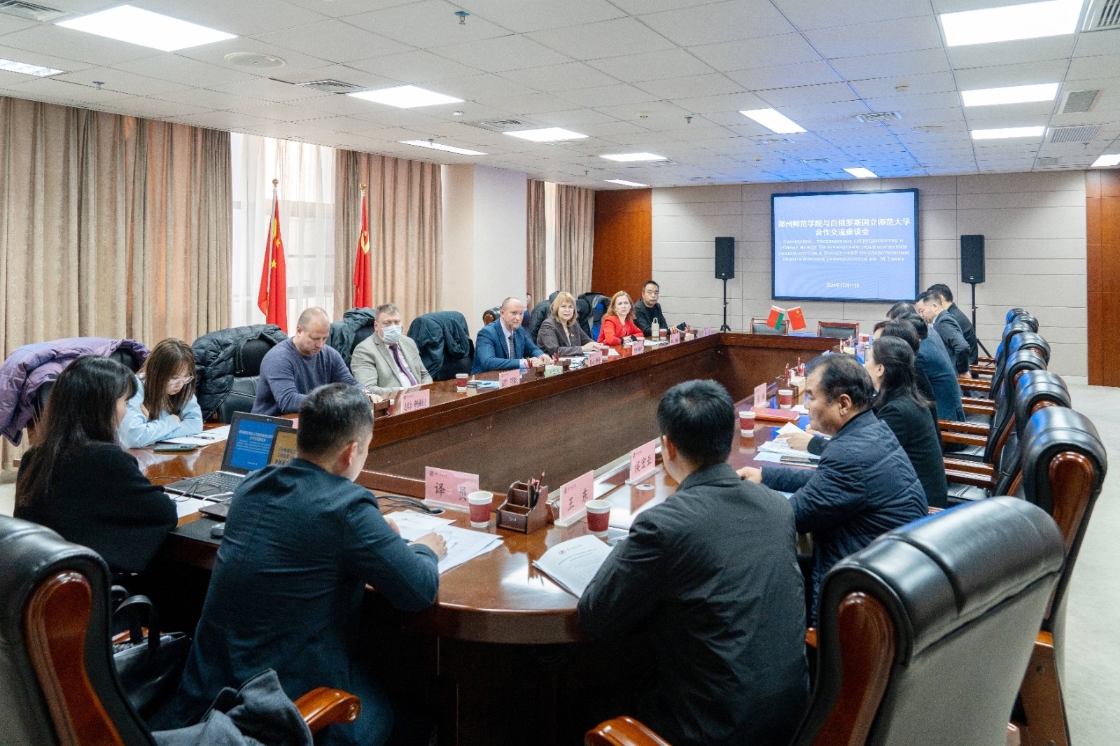 DSC01084(1).jpg DSC01084(1).jpg