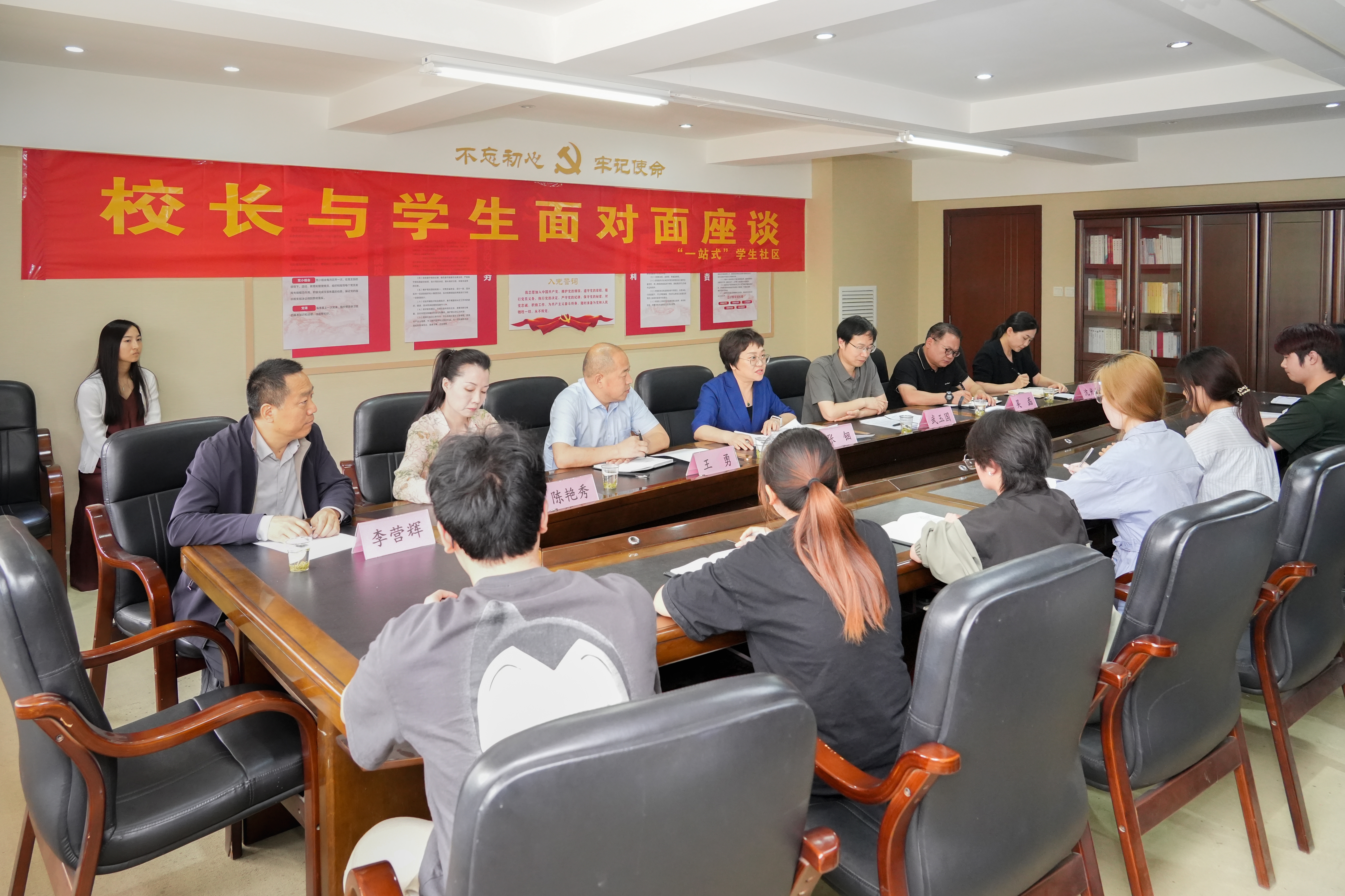 DSC01175.jpg DSC01175.jpg