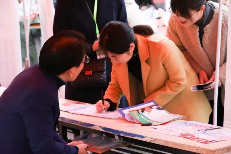 微信图片_20191125091405.jpg 微信图片_20191125091405.jpg