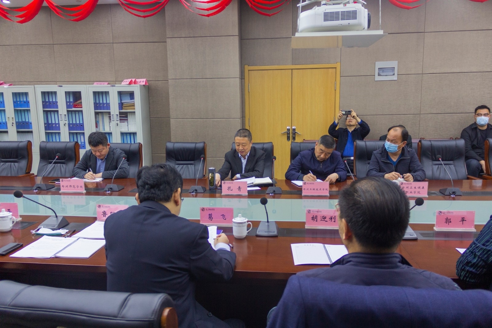 孔校长讲话.jpg 孔校长讲话.jpg