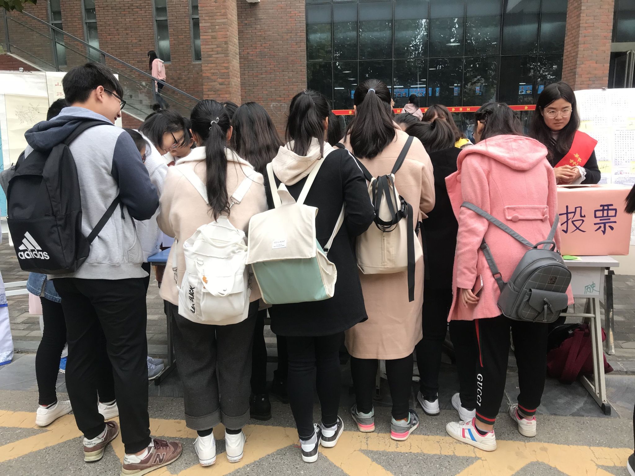 QQ图片20181114164937.jpg QQ图片20181114164937.jpg