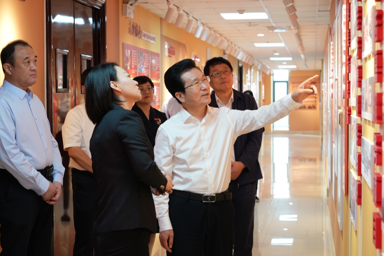 6f6ad7ce7f9b434797e806a136db813.jpg 6f6ad7ce7f9b434797e806a136db813.jpg