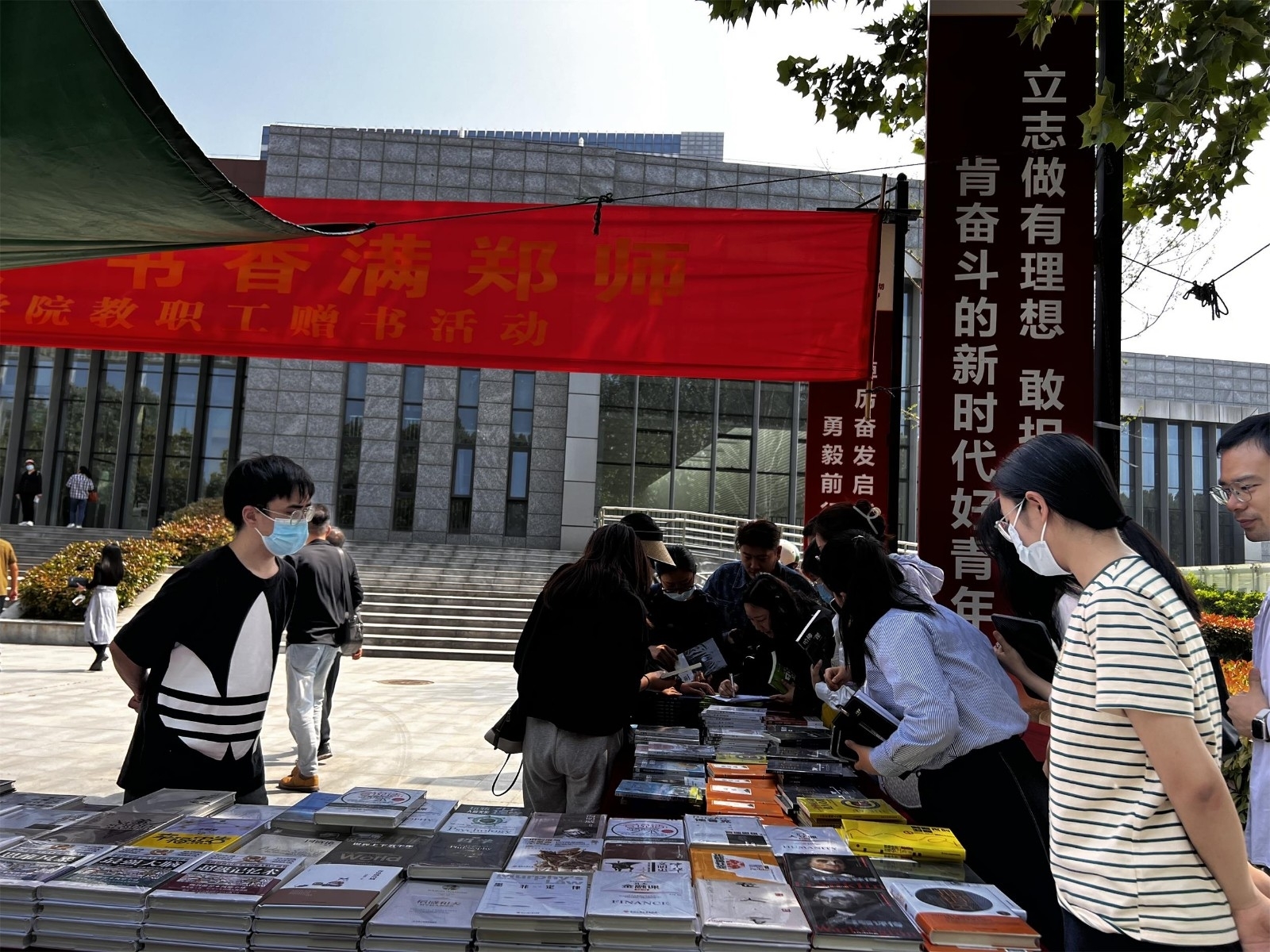 ef54fbe001aca3f59a5c934eaf89465.jpg ef54fbe001aca3f59a5c934eaf89465.jpg