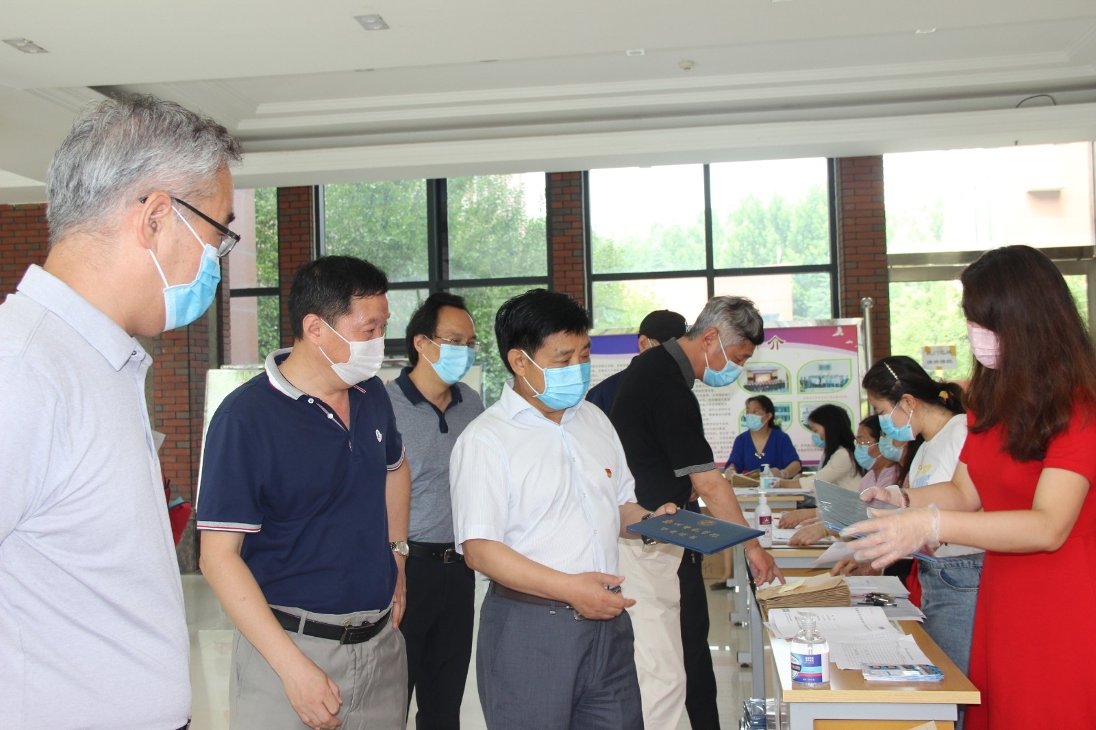 现场2.jpg 现场2.jpg