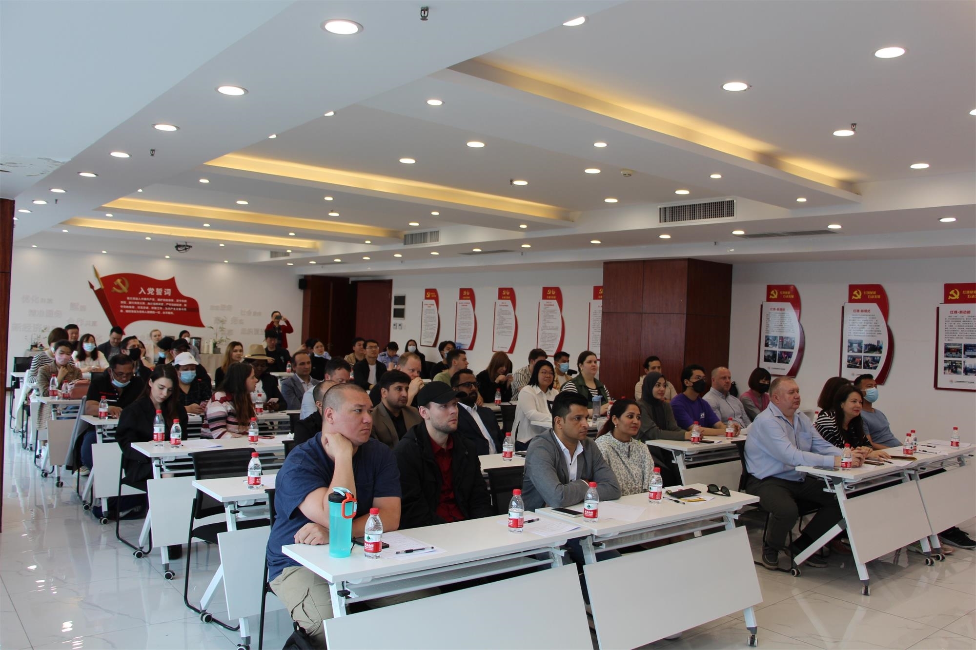 图片6.jpg 图片6.jpg