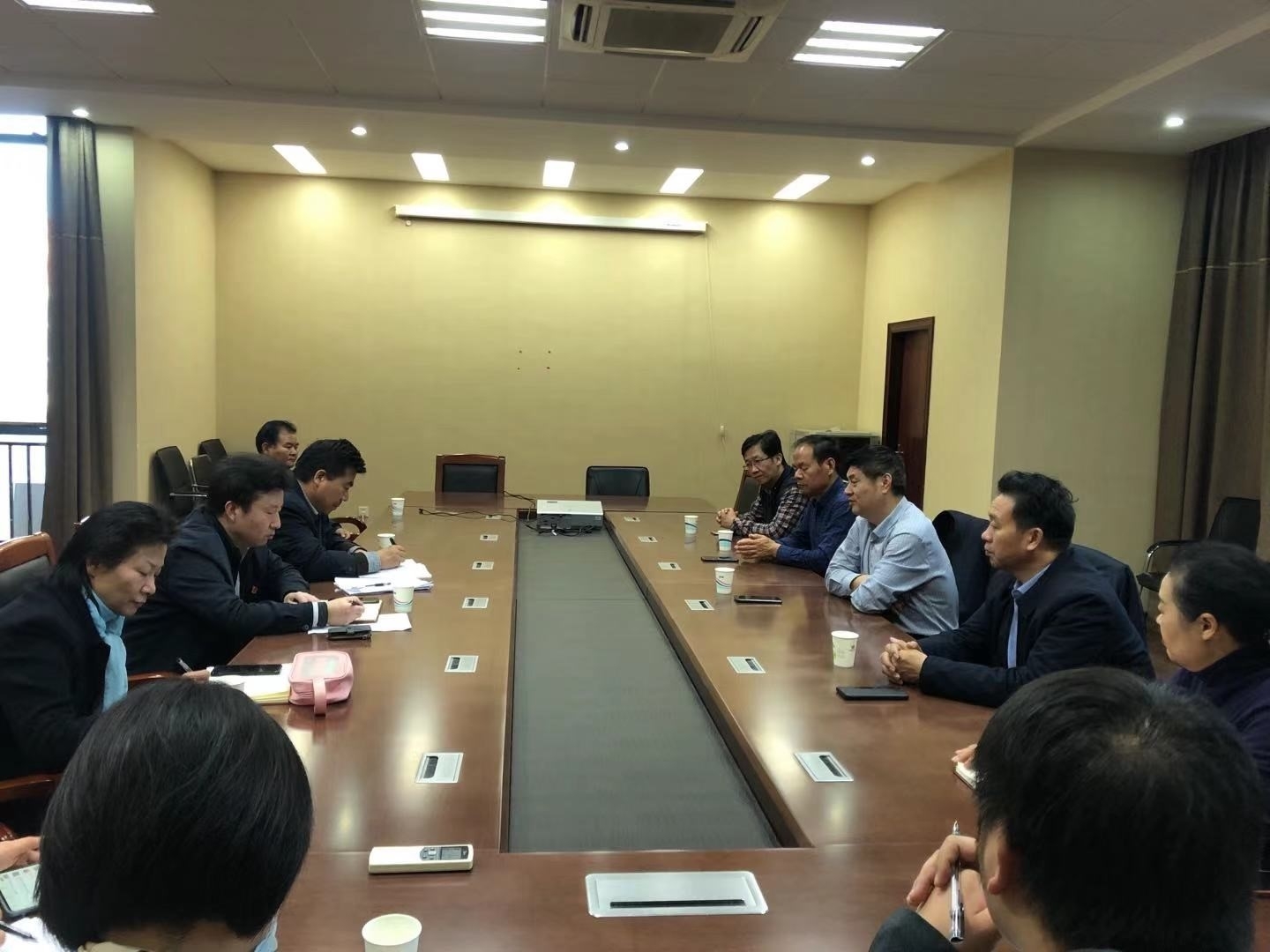 3副校长刘济良就专业认证工作提出明确要求.jpg 3副校长刘济良就专业认证工作提出明确要求.jpg