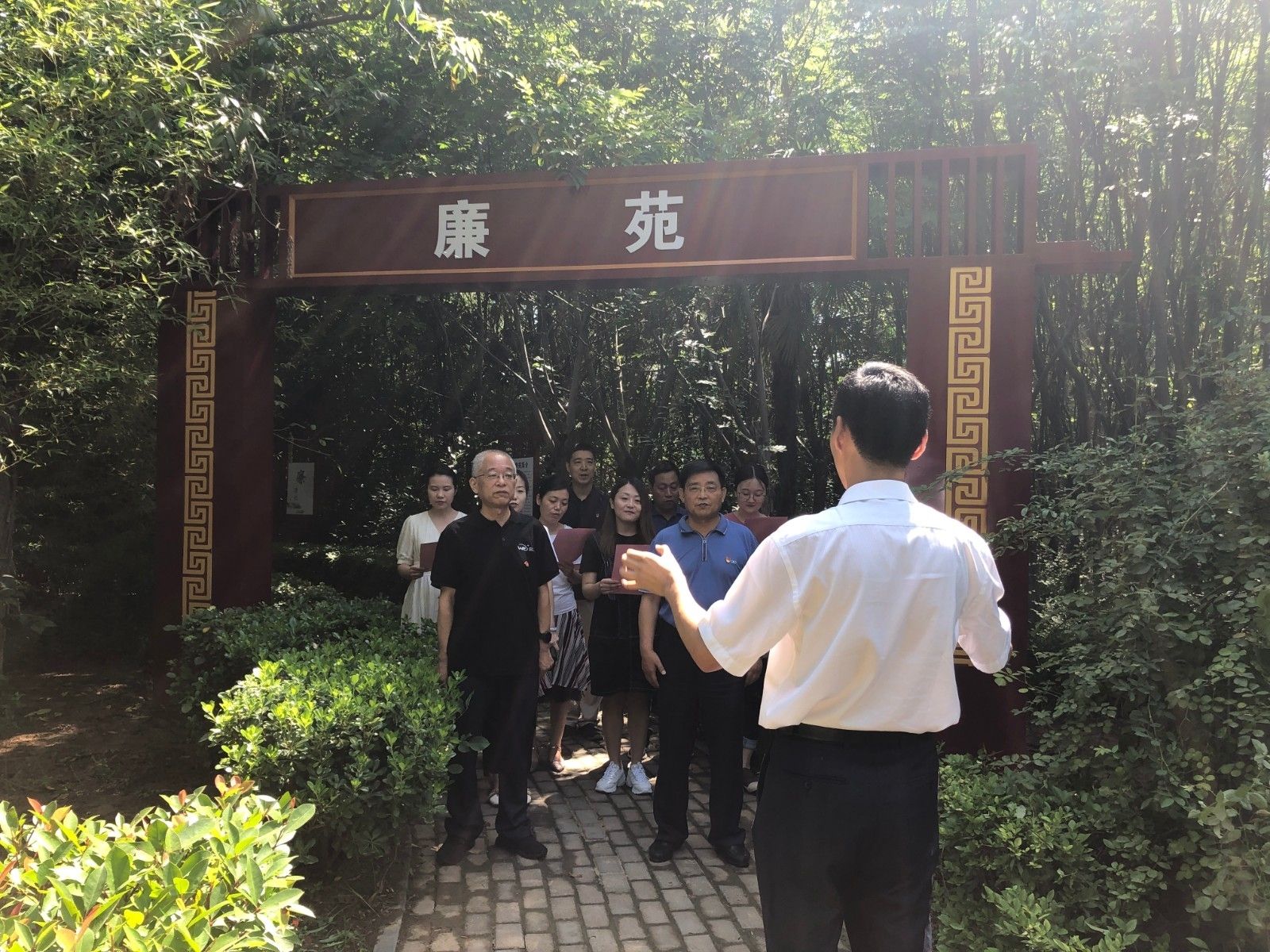 图片5.jpg 图片5.jpg