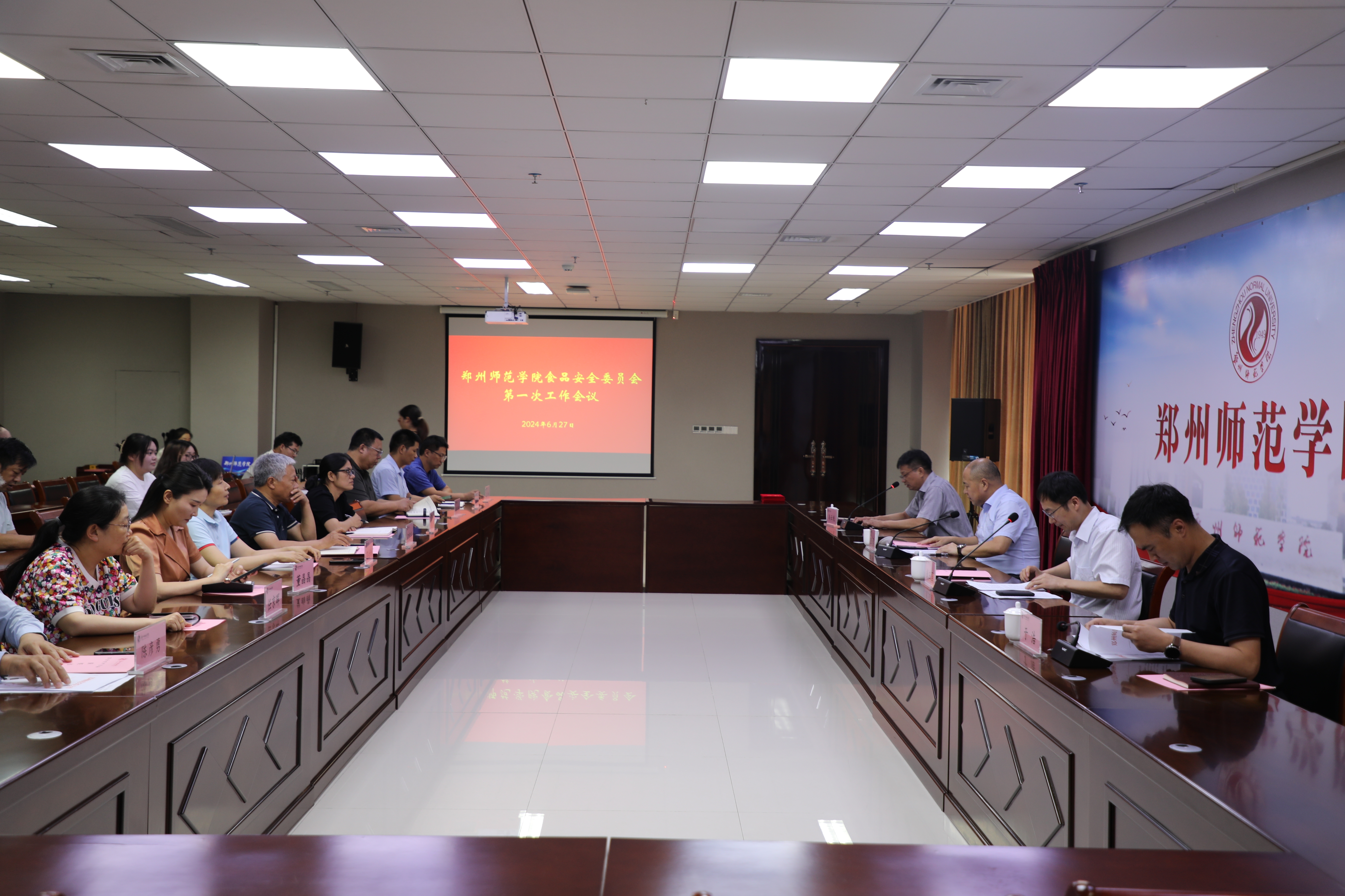 095fd229-70b0-4587-9b41-14ea6a106a28.jpg 095fd229-70b0-4587-9b41-14ea6a106a28.jpg