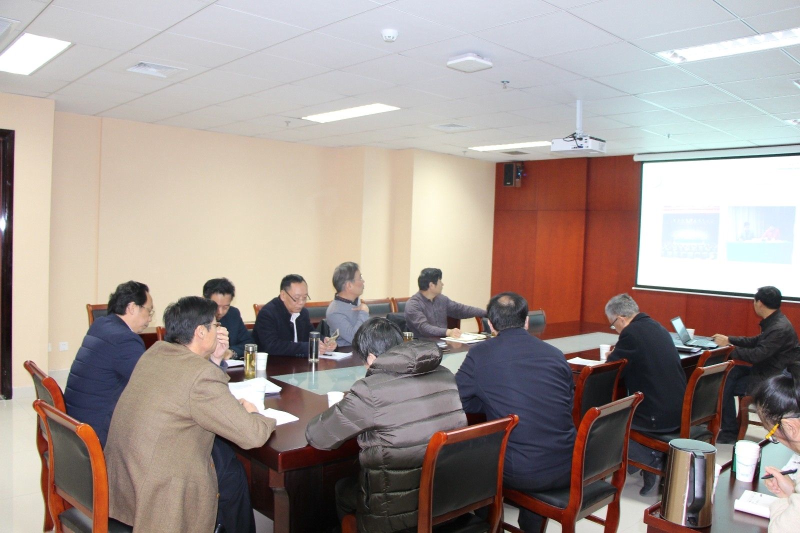 IMG_1051.JPG IMG_1051.JPG