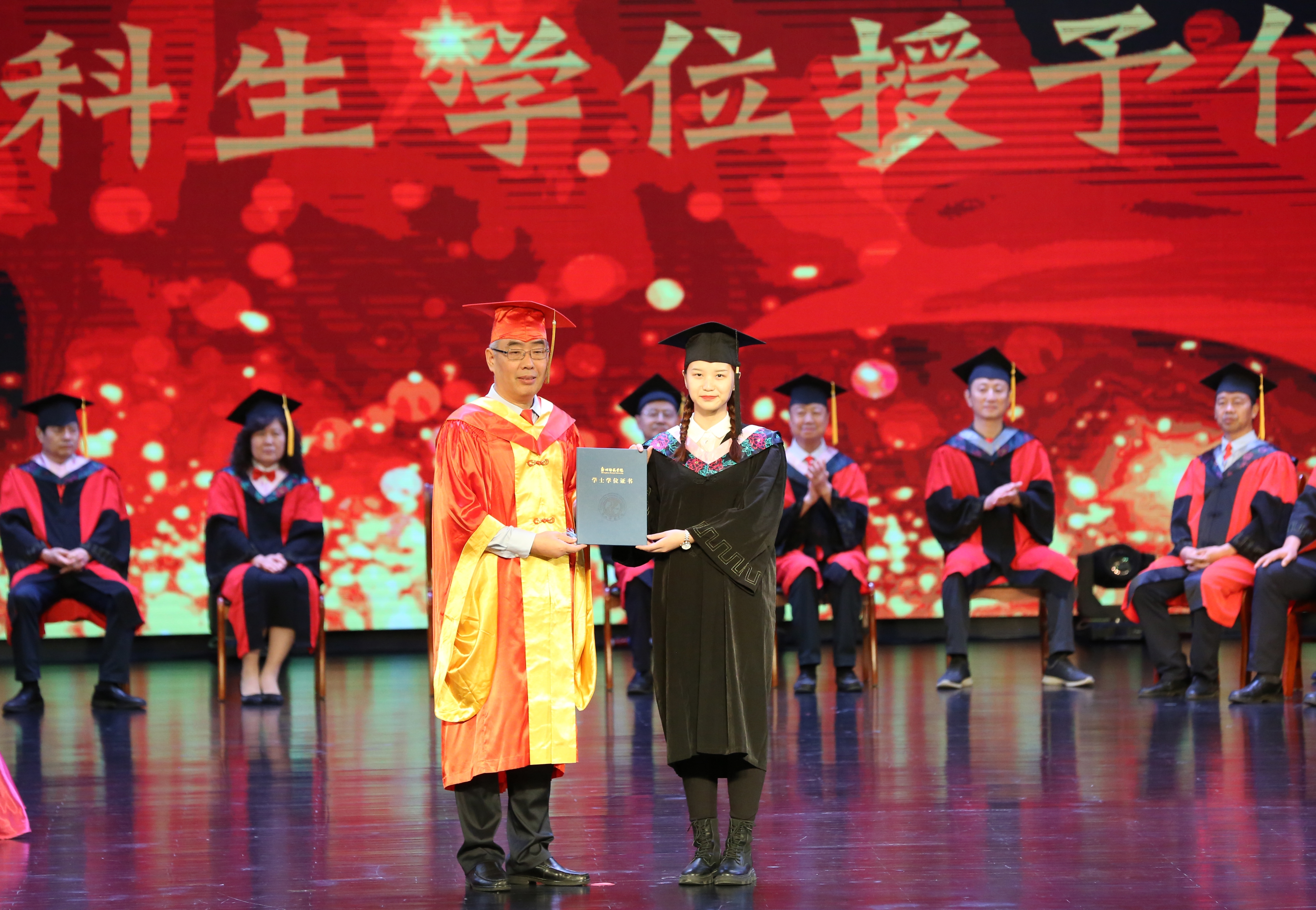 拨穗.jpg 拨穗.jpg