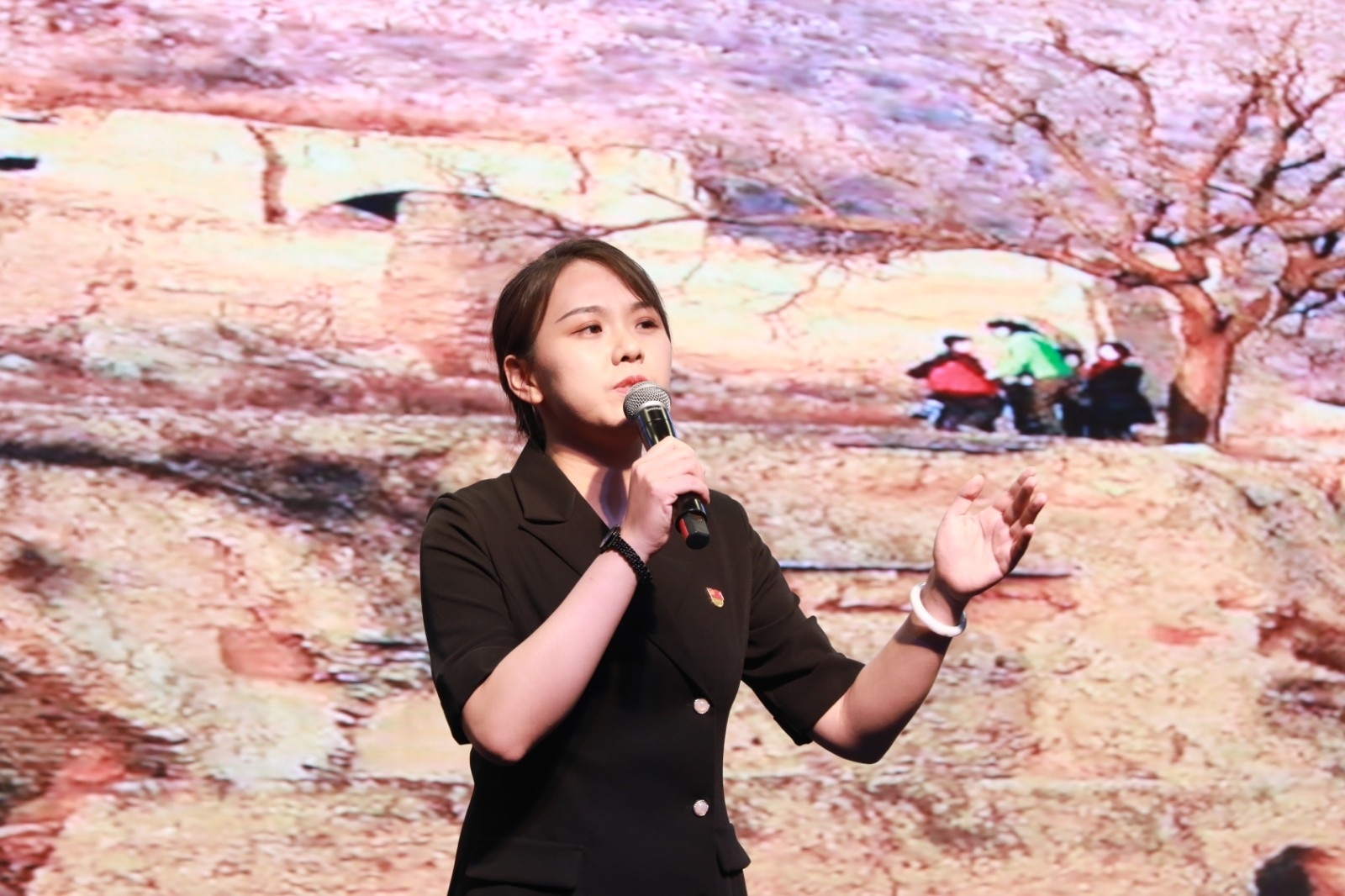 微信图片_20210617112509.jpg 微信图片_20210617112509.jpg