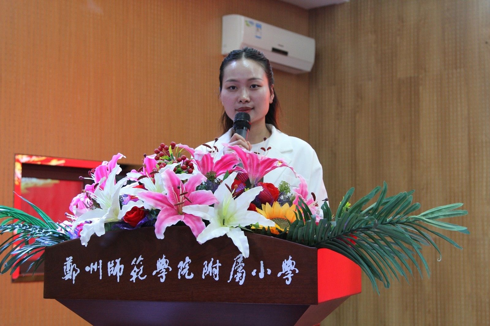 IMG_9919.JPG IMG_9919.JPG