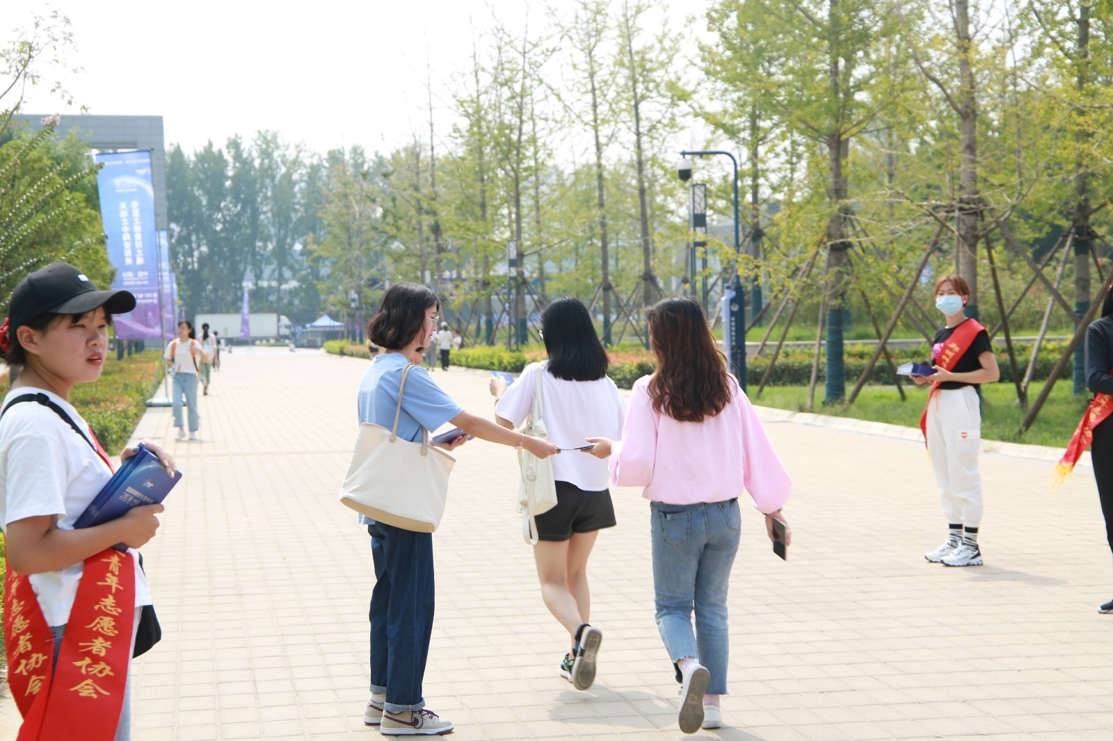 398a72d7c2330f287fea37edd3d84fc.jpg 398a72d7c2330f287fea37edd3d84fc.jpg