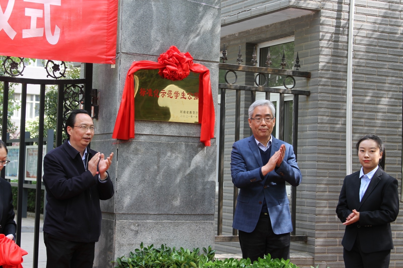 485f13e05bcb13c84d3a7e2c585aee3.jpg 485f13e05bcb13c84d3a7e2c585aee3.jpg