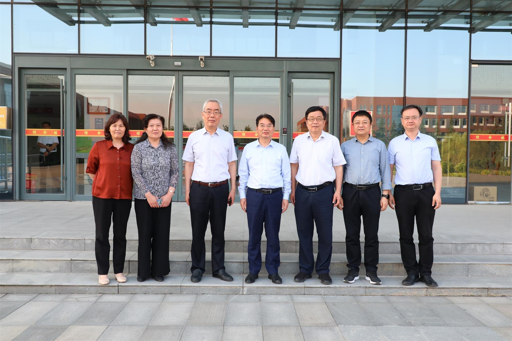 6N3A2751(1).jpg 6N3A2751(1).jpg