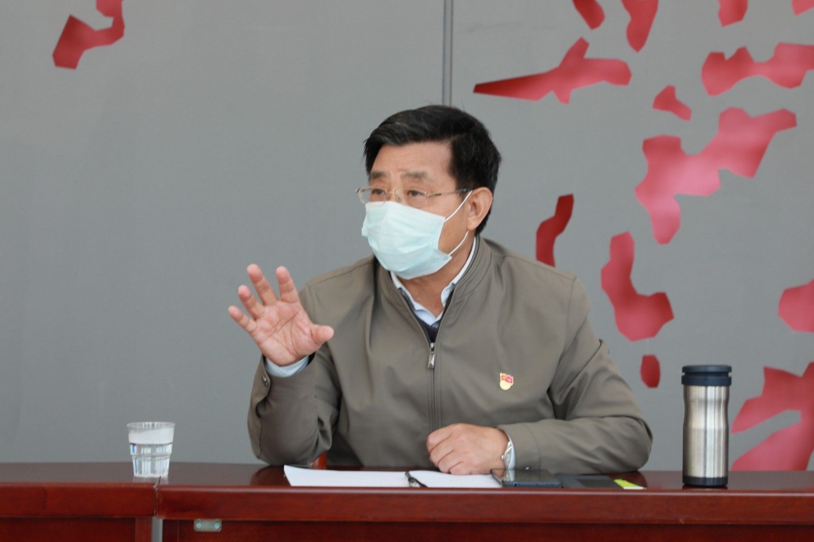 微信图片_20200422124902.jpg 微信图片_20200422124902.jpg