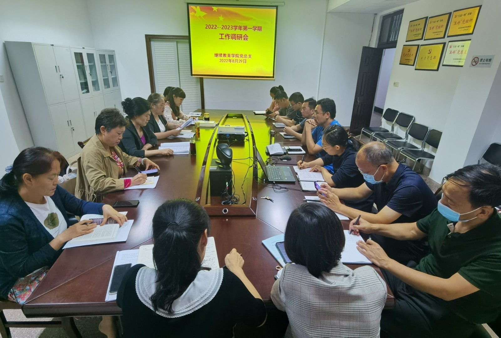 a6792e5db7d5e1185ecff8098e83441.jpg a6792e5db7d5e1185ecff8098e83441.jpg