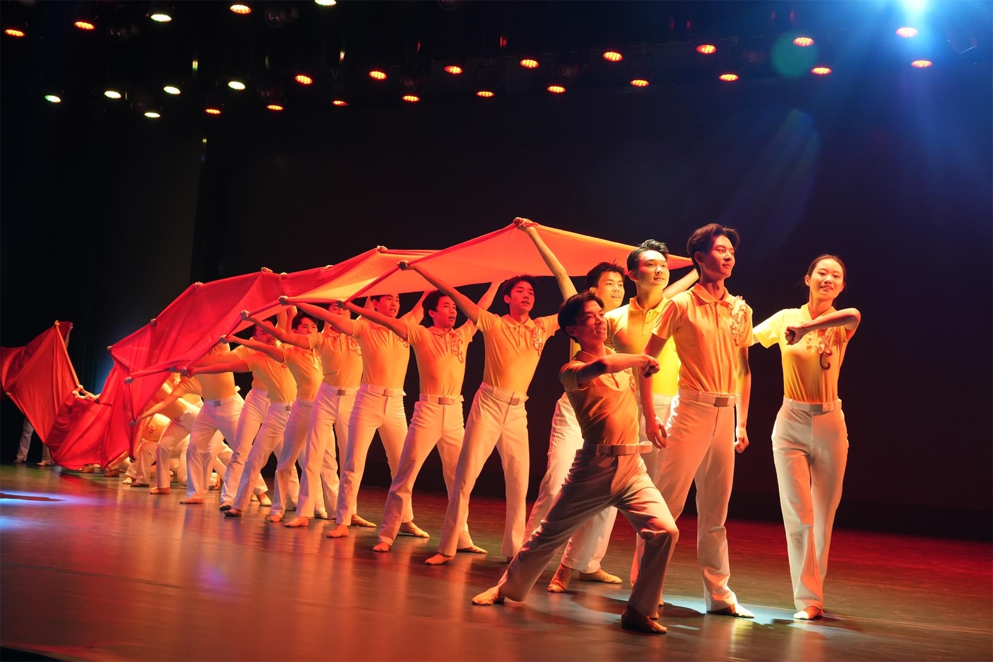 bda7dfb99bc41472b85ce9be4898485.jpg bda7dfb99bc41472b85ce9be4898485.jpg