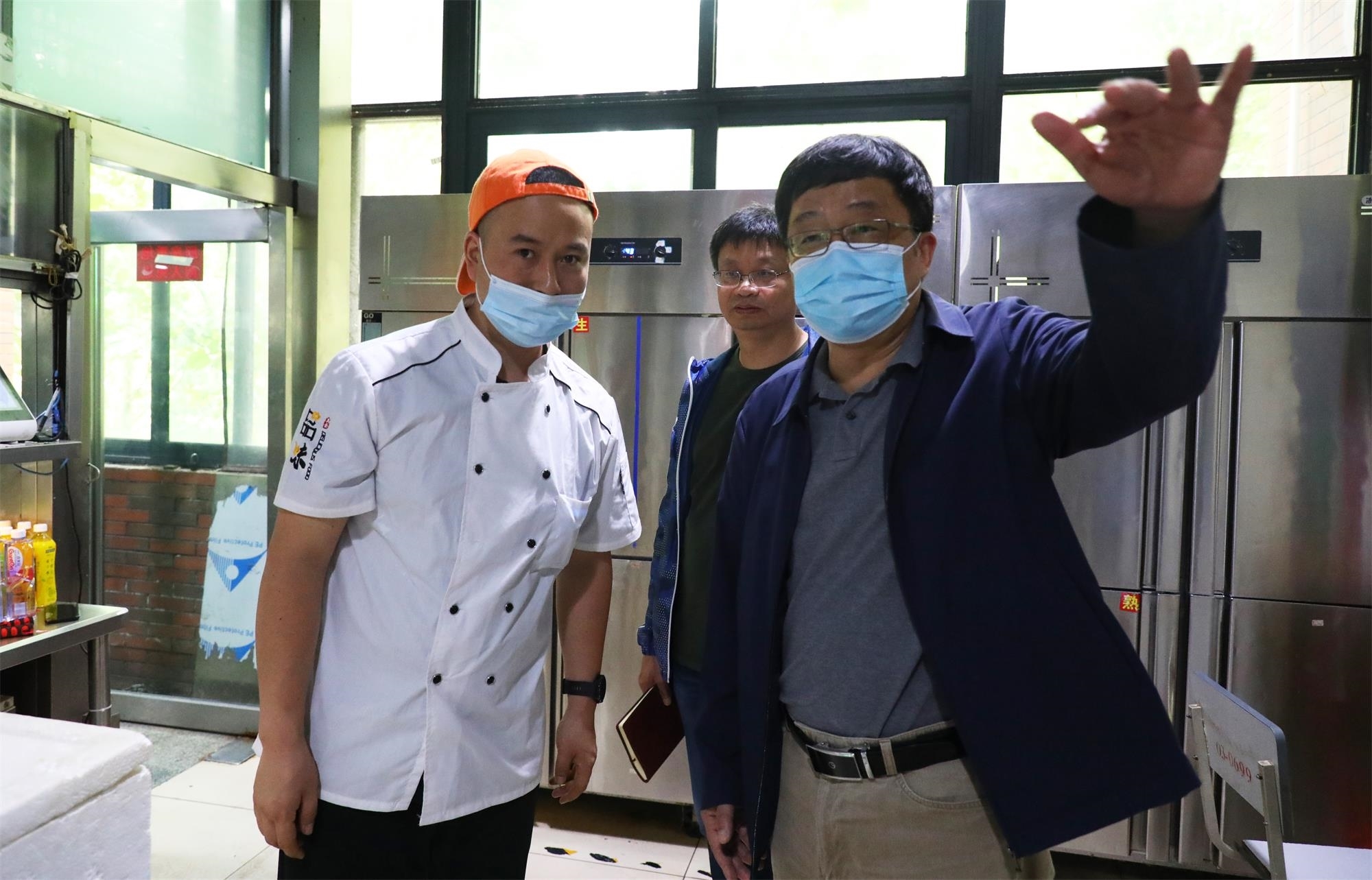 4.详细询问食品加工、售卖情况.JPG 4.详细询问食品加工、售卖情况.JPG