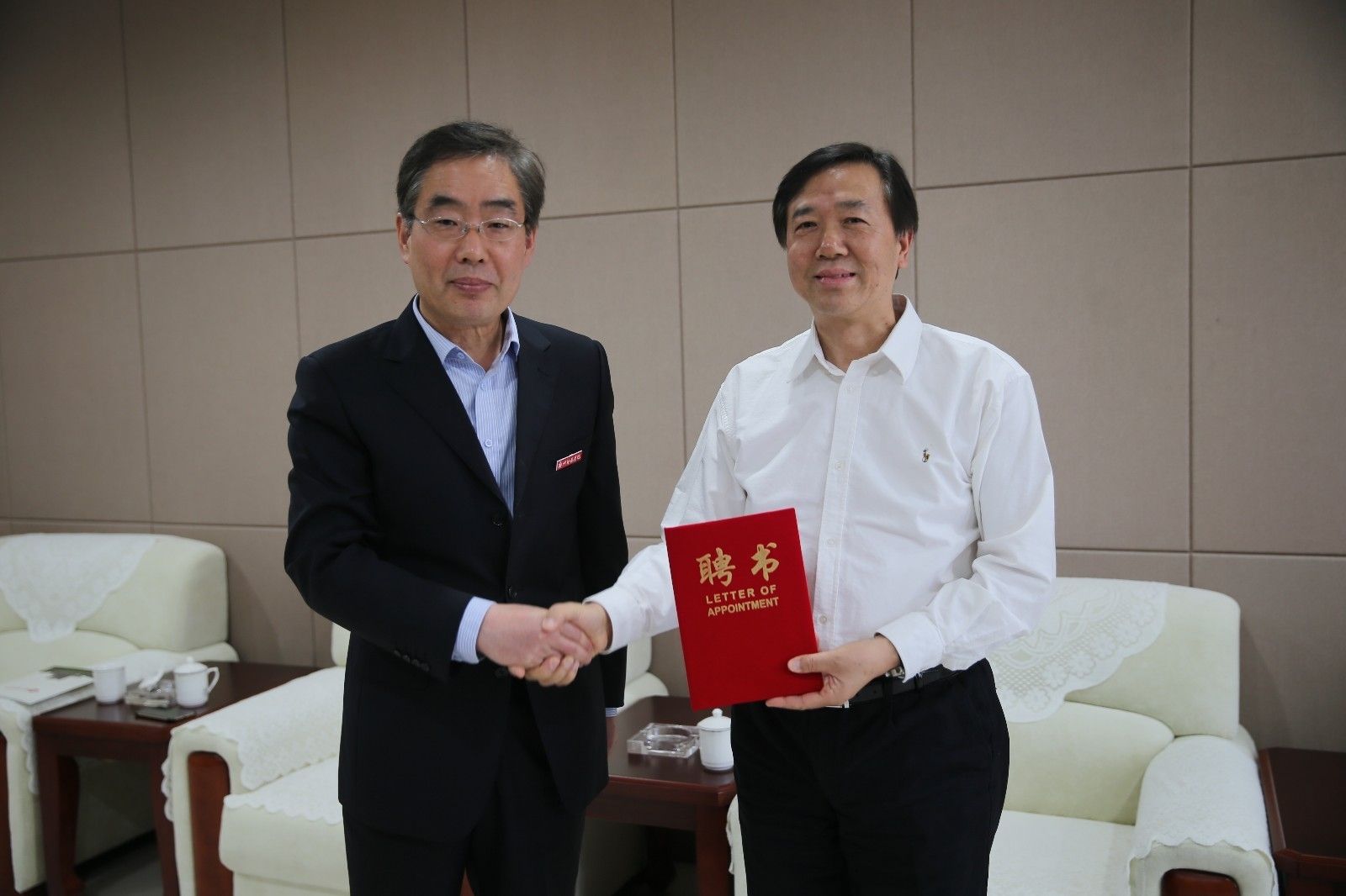 BM4W8330.JPG BM4W8330.JPG