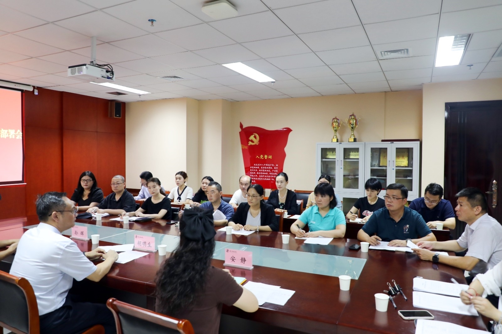 2_副本.jpg 2_副本.jpg