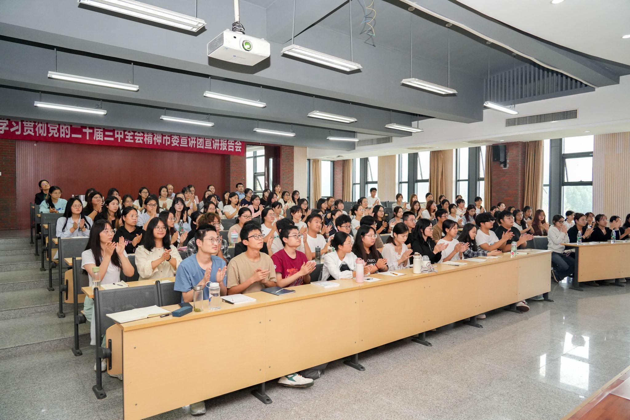 微信图片_20240929171609.jpg 微信图片_20240929171609.jpg