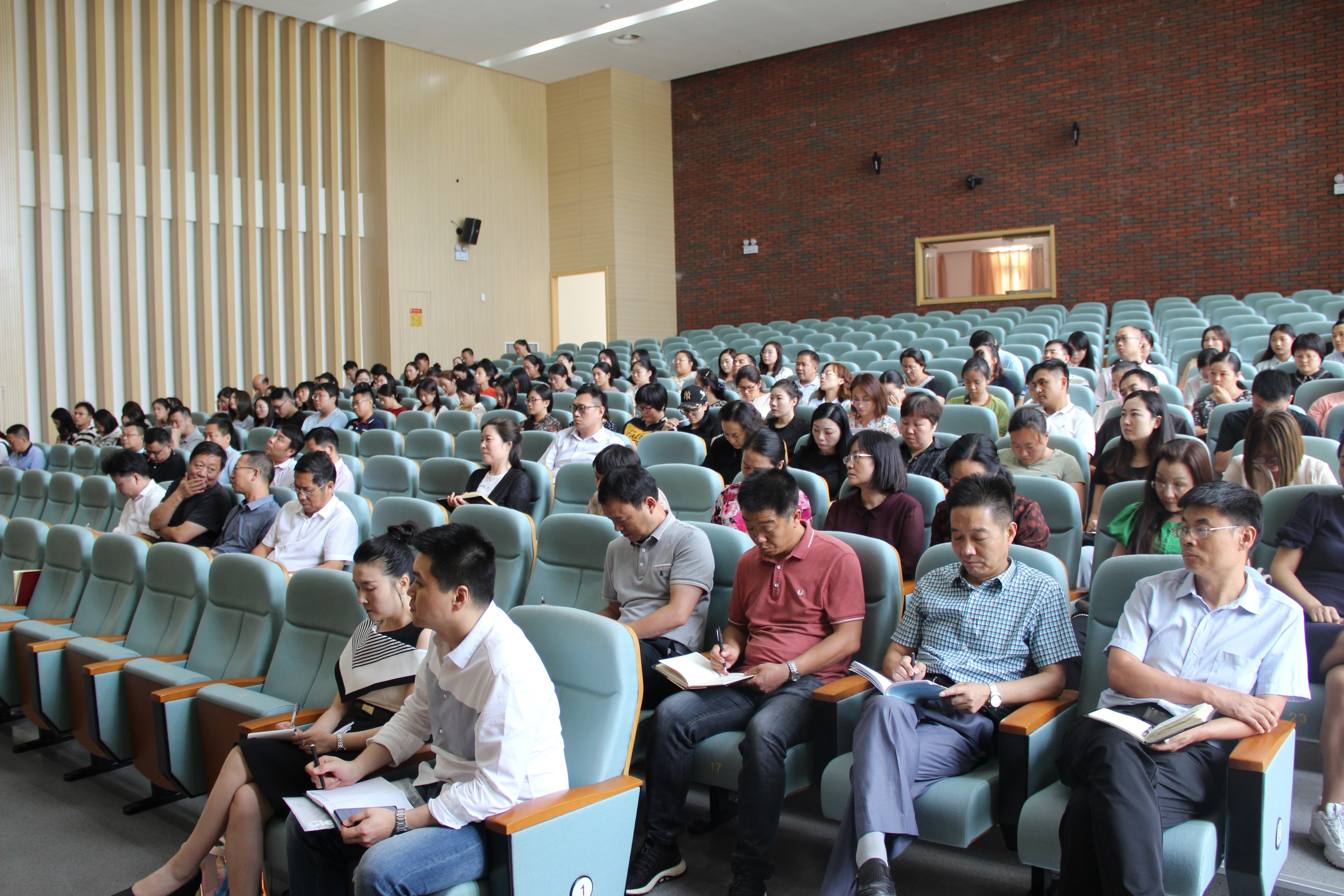 微信图片_20190901194745.jpg 微信图片_20190901194745.jpg