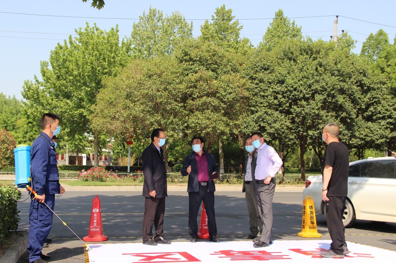 西校区入口视察.JPG 西校区入口视察.JPG