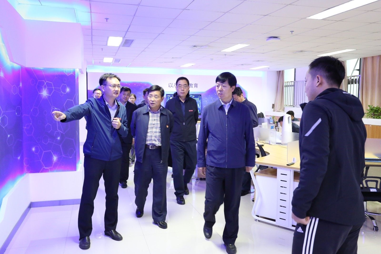 微信图片_20191010094837.jpg 微信图片_20191010094837.jpg