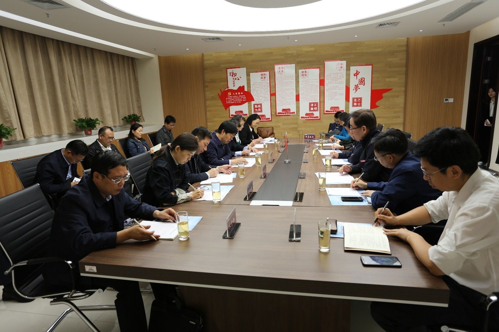 微信图片_20191010094829.jpg 微信图片_20191010094829.jpg